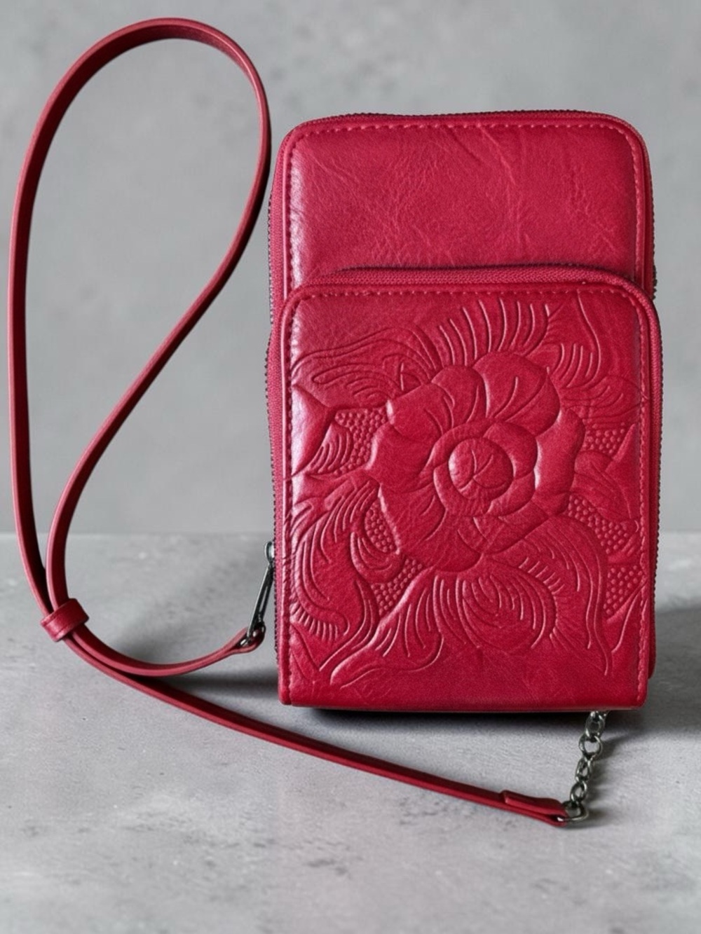 NWOT! Patricia Nash look-a-like “Albertine” Phone Crossbody Bag, RED